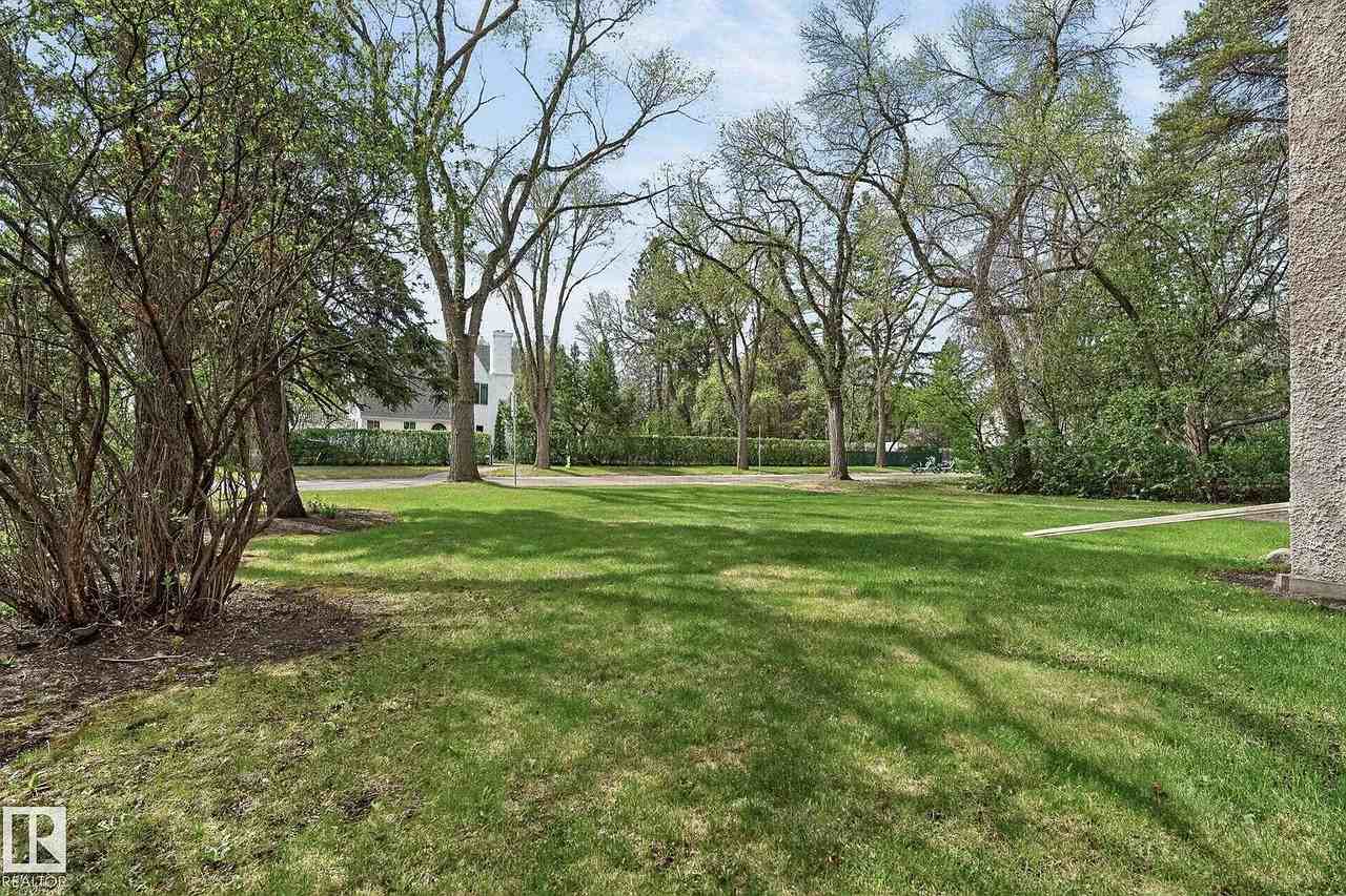 11608 Edinboro Rd NW - Photo 3 of 50