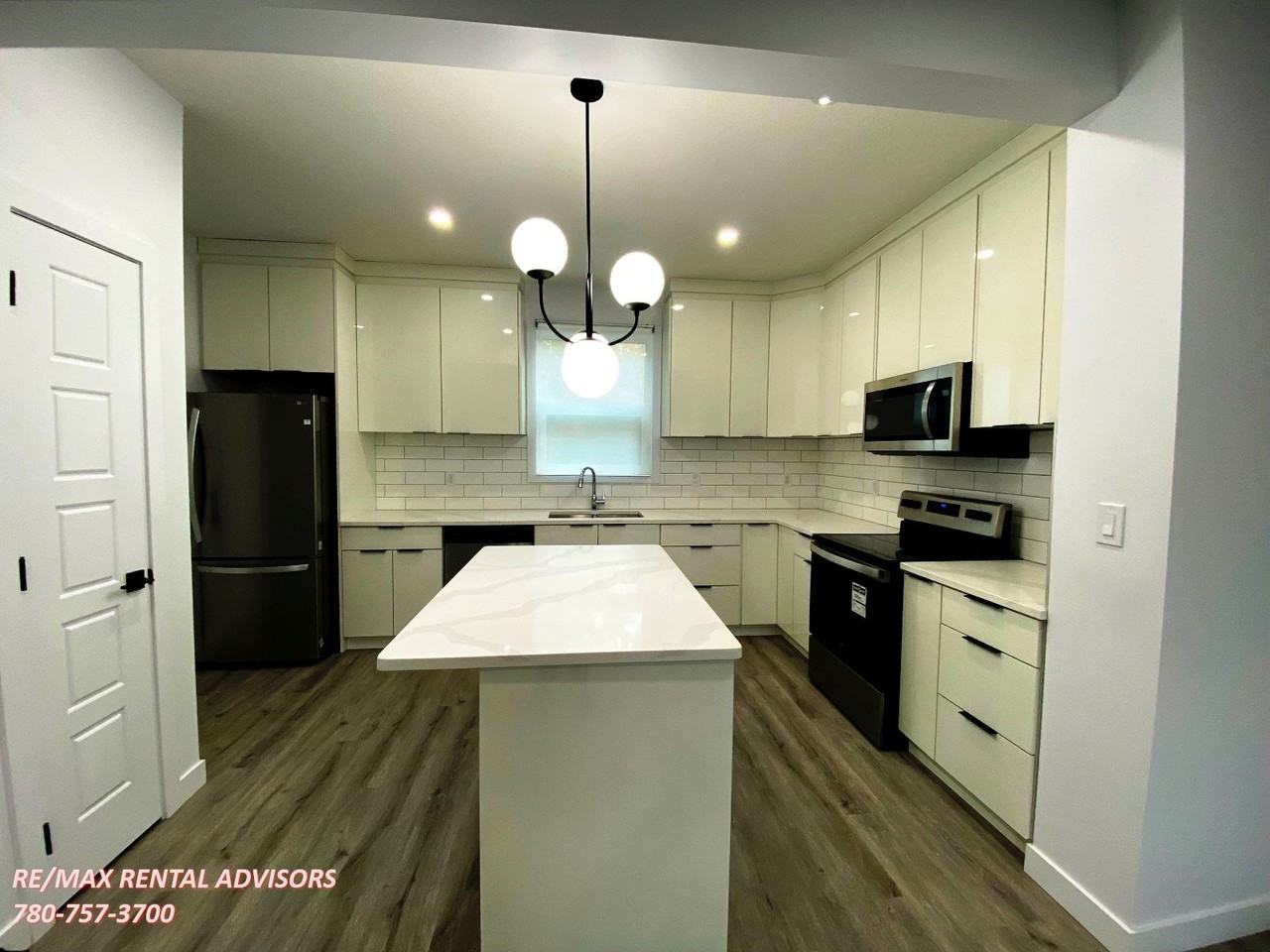 14721 106 Ave Nw - Photo 2 of 16