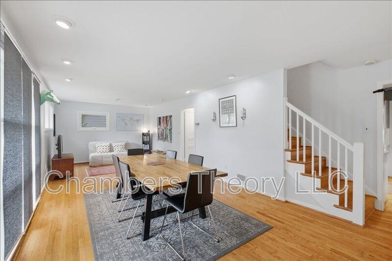 912 N Lexington St - Photo 3 of 40