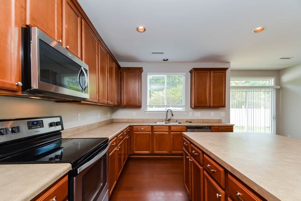 150 Coalyard Dr - Photo 6 of 17