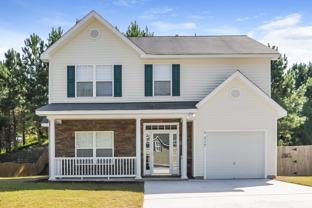 717 Hay River St - Photo 1 of 1