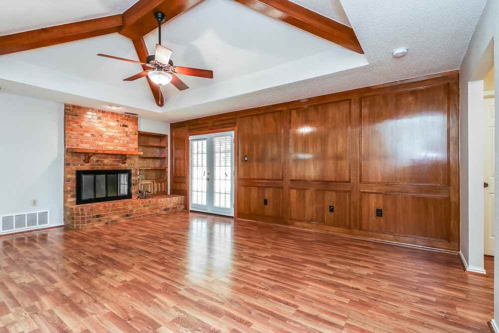 700 Sandy Trl - Photo 3 of 15