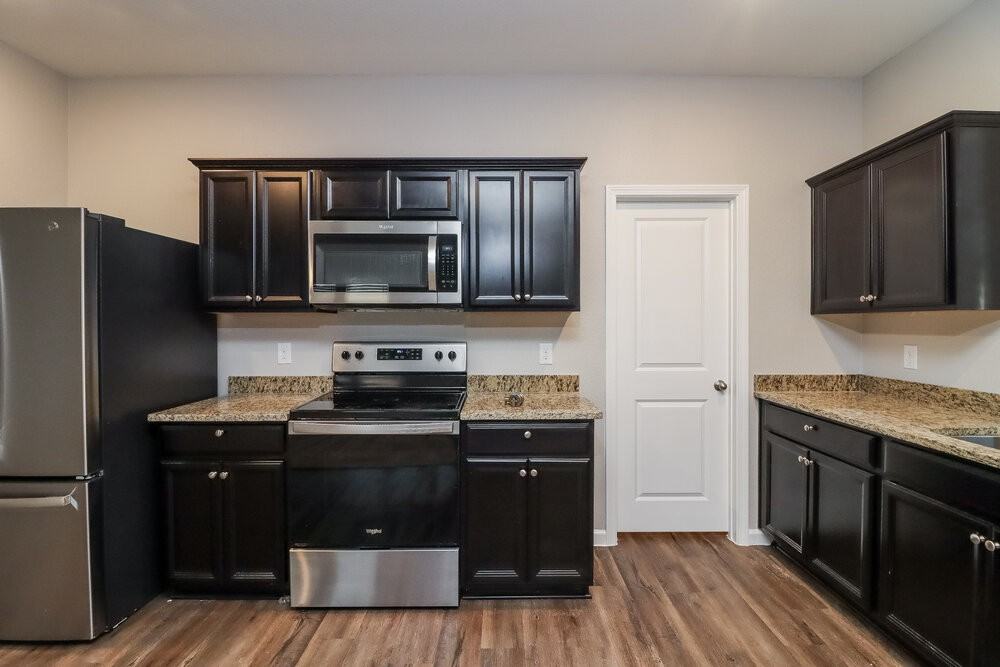 10332 Jameson Ln - Photo 7 of 16