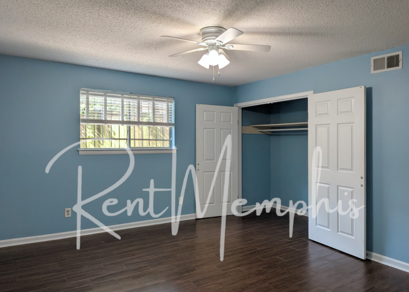 358 E Parkway N #4 - Photo 4 of 14