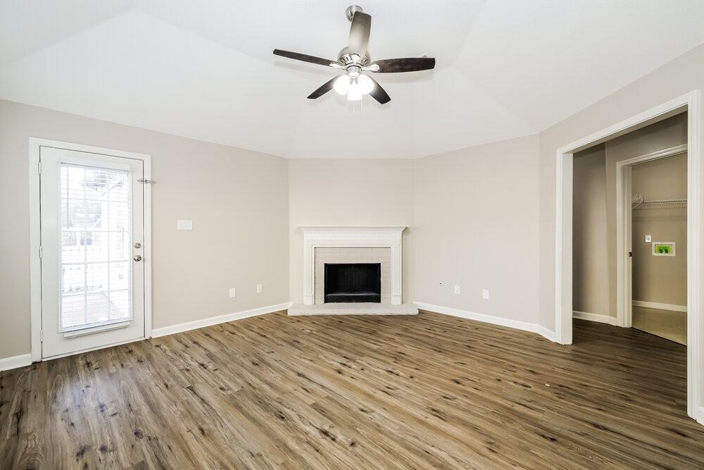 1044 Cross Wood Ln #A1 - Photo 3 of 19