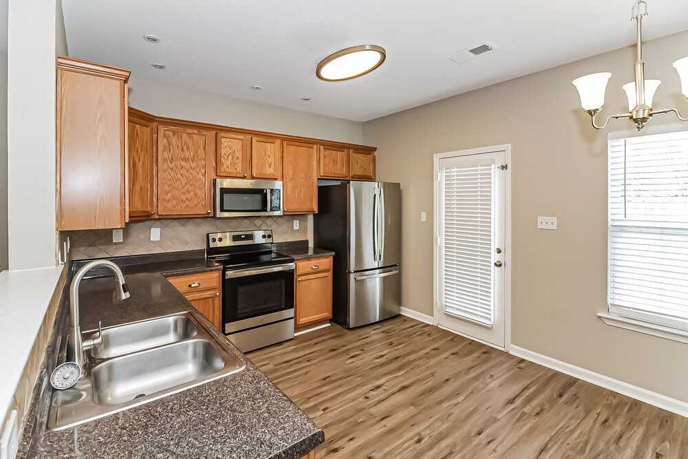 9864 White Poplar Dr - Photo 7 of 16