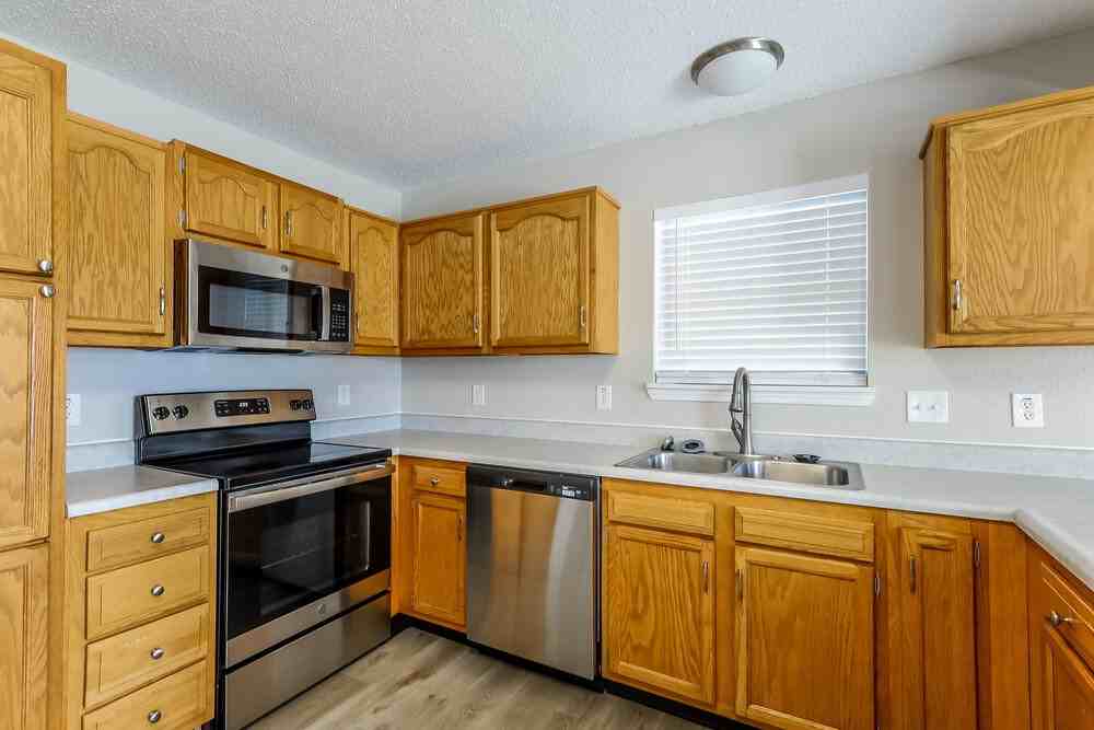 109 Lockerbie Ln - Photo 6 of 17