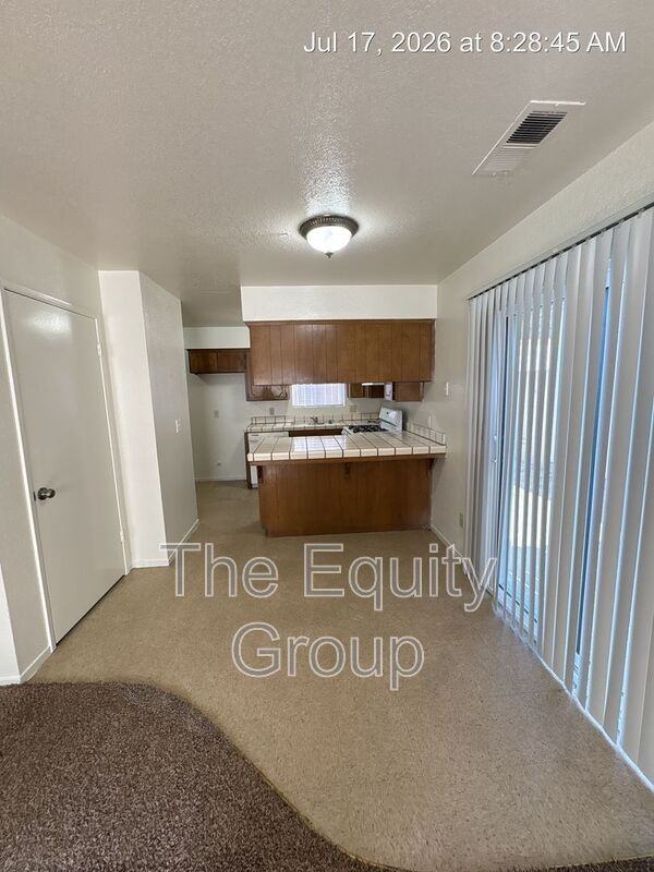 1577 E Cross Ave - Photo 4 of 14
