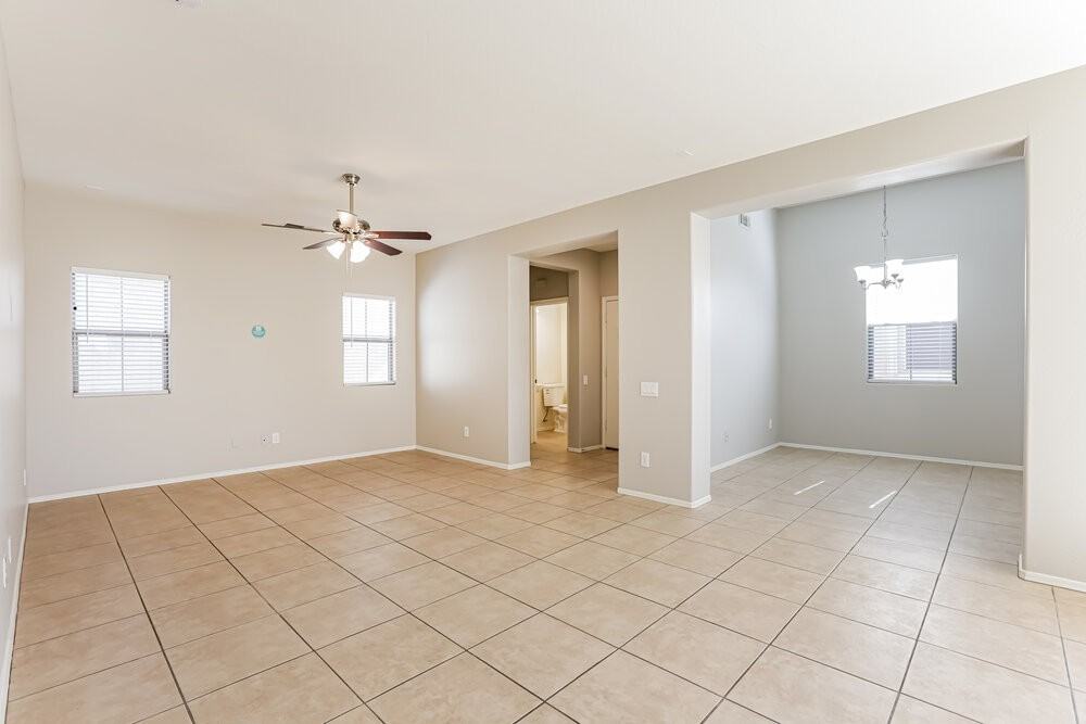 8423 W Vernon Ave #113 - Photo 5 of 20