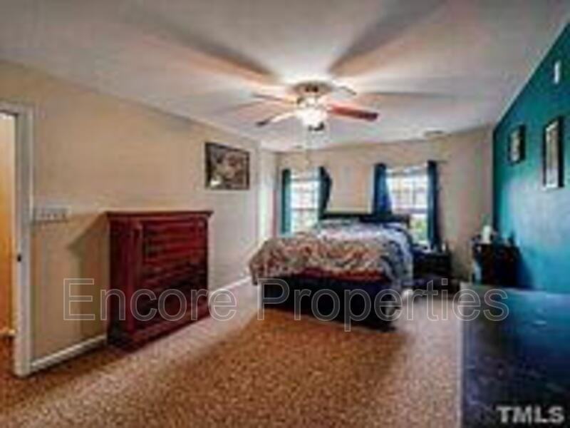 6 Stepney Ct - Photo 5 of 8