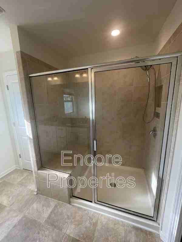 1313 Compass Dr - Photo 7 of 17