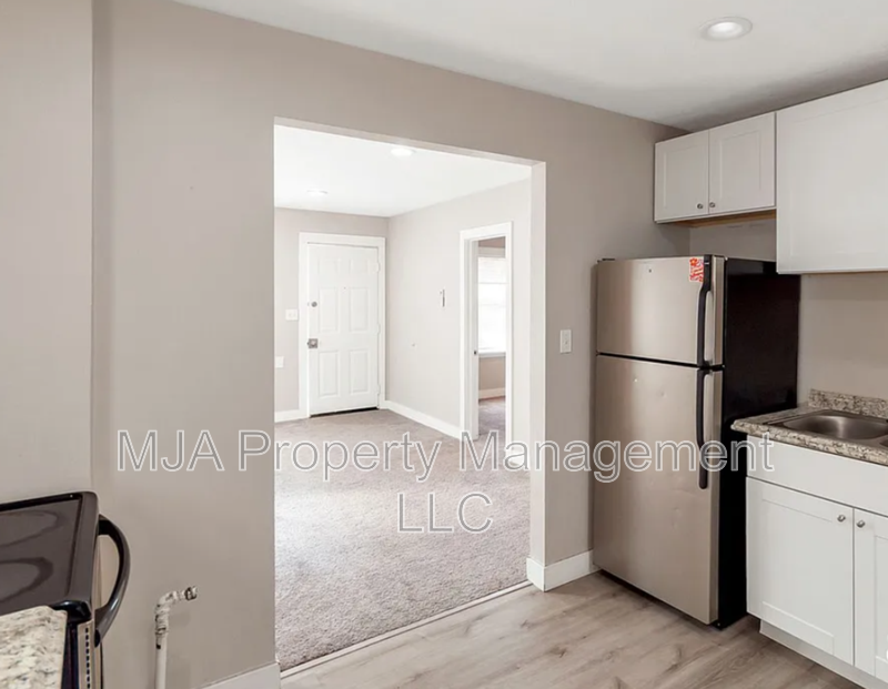 2961 Southwest #3 - Photo 5 of 13