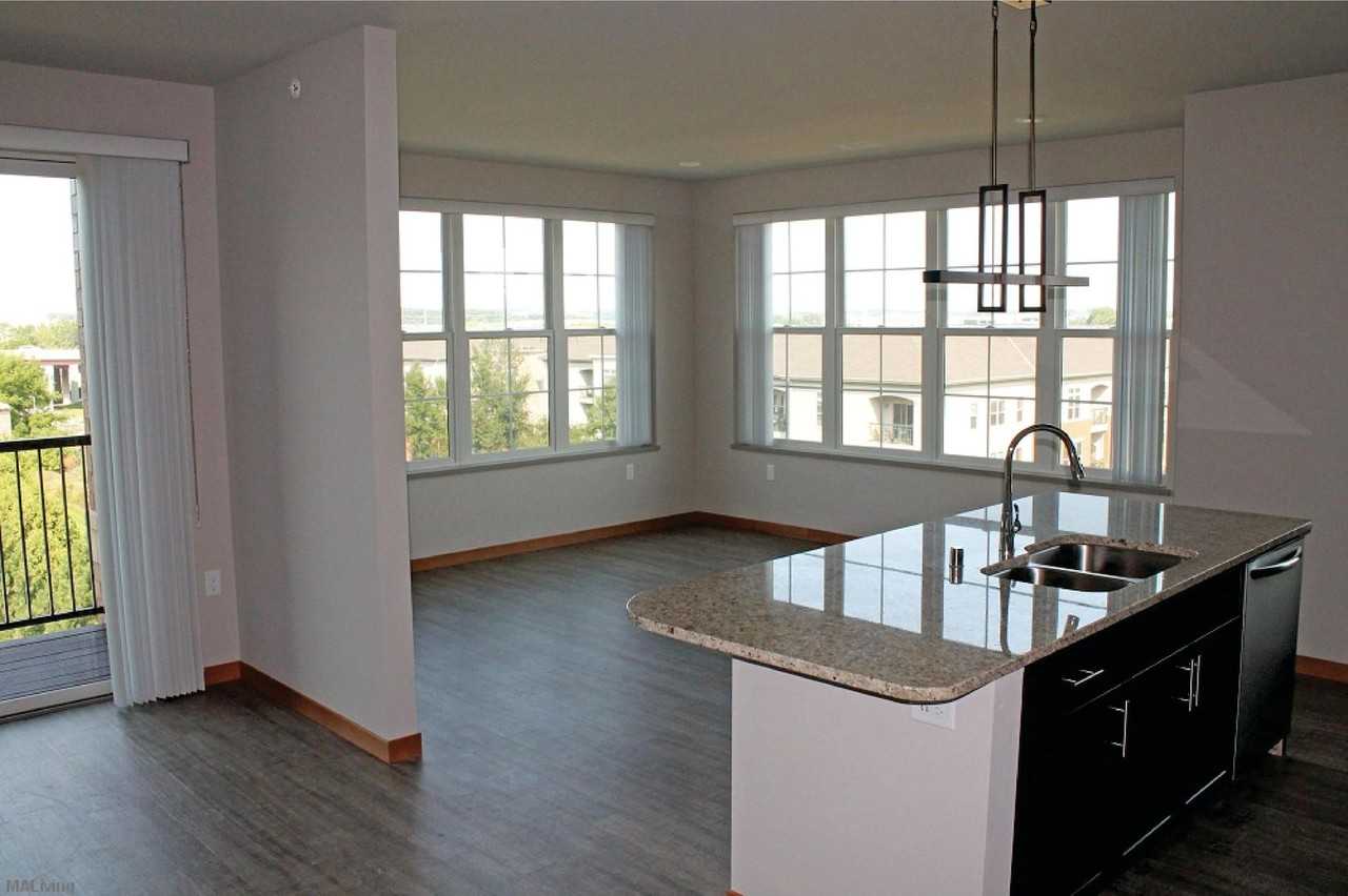7710 Terrace Avenue - Photo 6 of 50