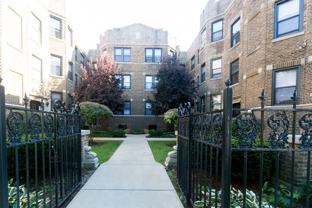 633 W Cornelia Ave #1E - Photo 1 of 1