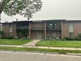 featured image of 230 Robbins St