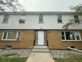 featured image of 1095 Gillingham Rd