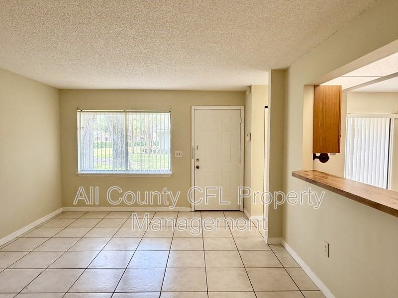 4562 Pheasant Run Dr #9B2 - Photo 4 of 22