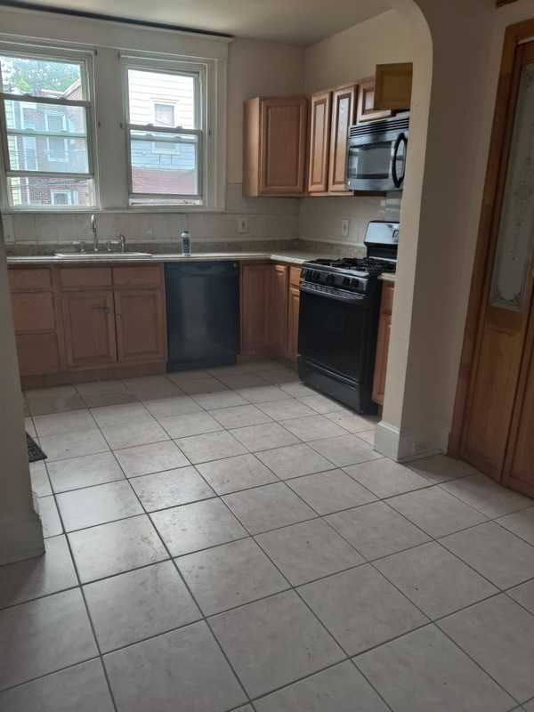 6603 N Gratz St - Photo 4 of 8