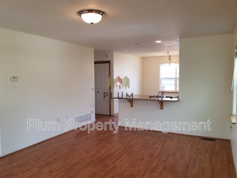1620 S 14th St W - Photo 6 of 31
