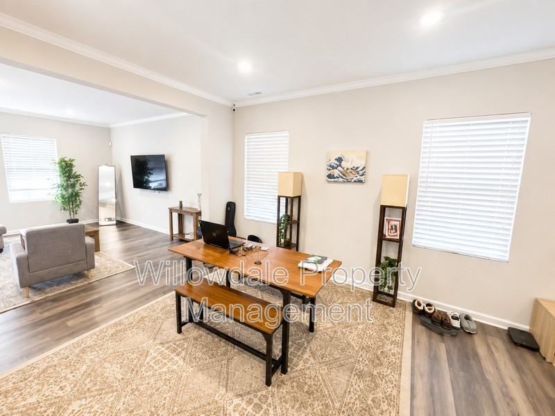 100 Sagebrook Dr - Photo 4 of 10