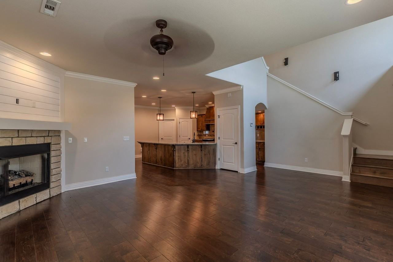 537 N Salem Rd - Photo 2 of 35