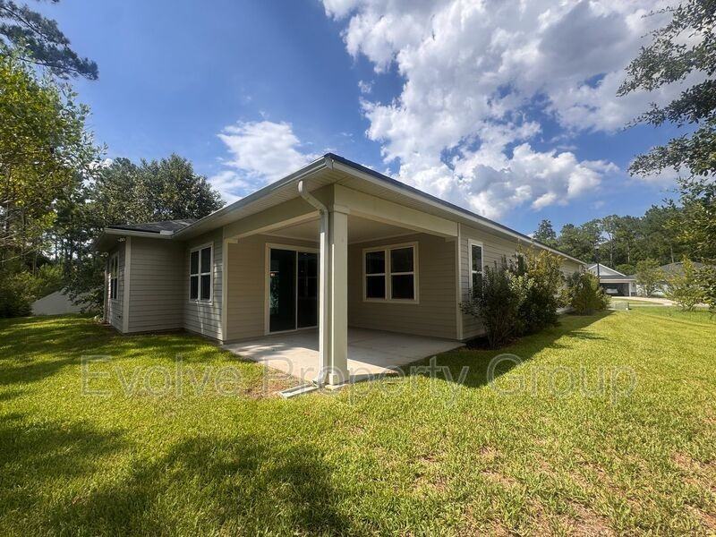 231 Flach Dr - Photo 3 of 8