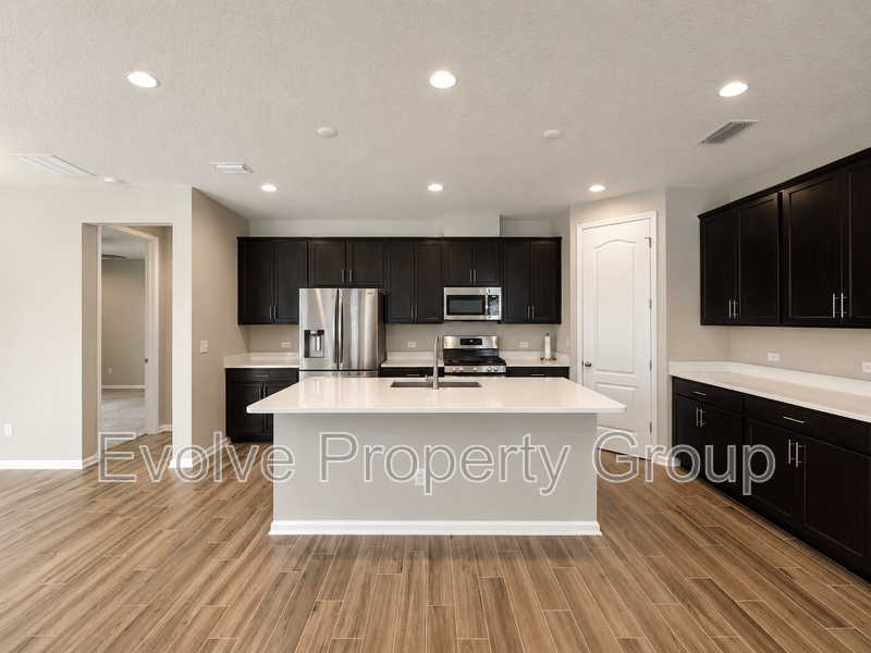 231 Flach Dr - Photo 7 of 8