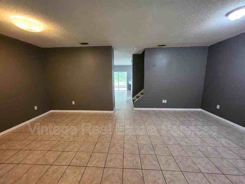 30151 Barnaby Ln - Photo 3 of 26