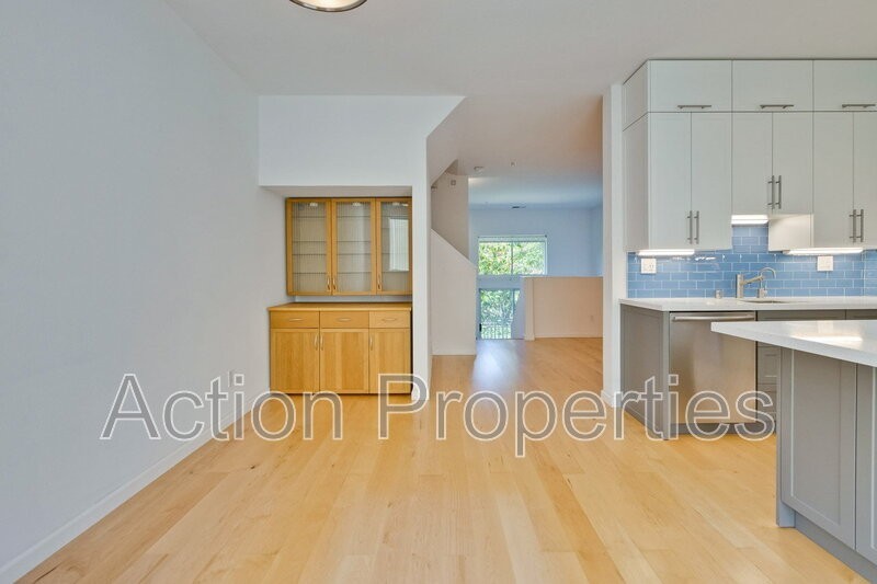 158 Holly Ct - Photo 6 of 50