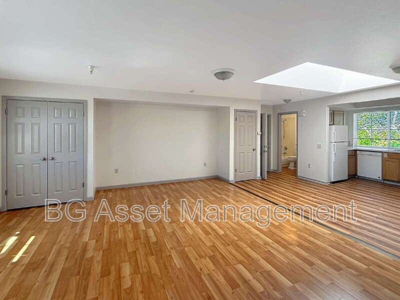 701 San Pablo Ave #10 - Photo 2 of 17