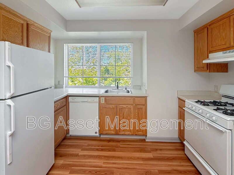 701 San Pablo Ave #10 - Photo 4 of 17
