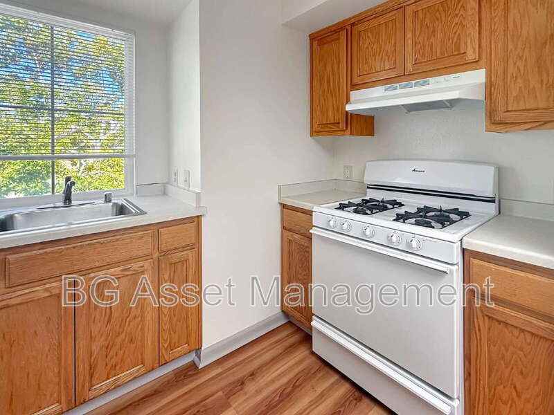 701 San Pablo Ave #10 - Photo 5 of 17