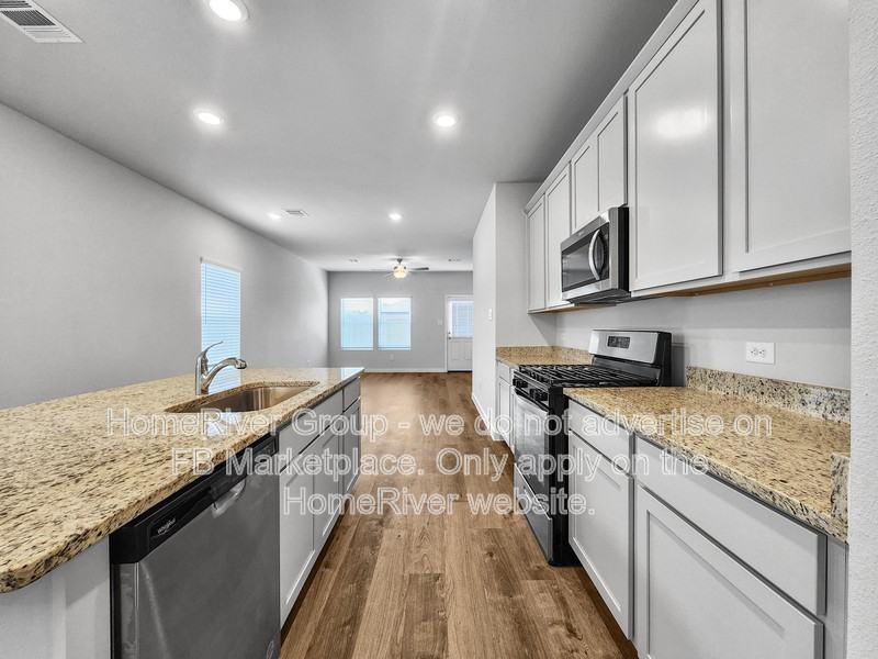 11889 Whirlaway Dr - Photo 6 of 20