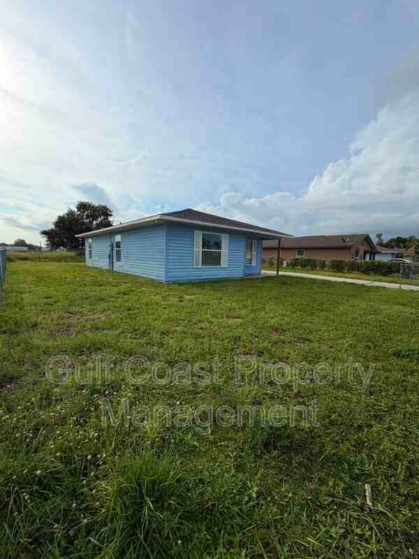 1801 Palmdale Ct - Photo 2 of 28