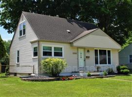featured image of 32469 Rosslyn Ave