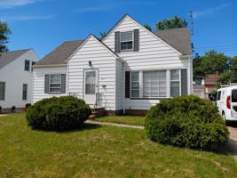 featured image of 3911 Warrendale Rd