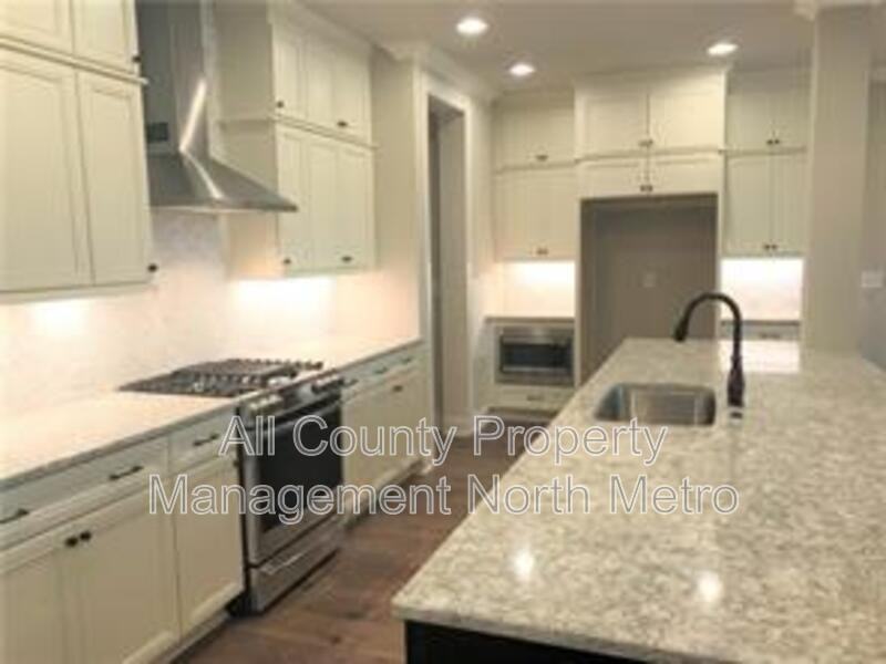 11929 Ashcroft Bnd - Photo 2 of 13