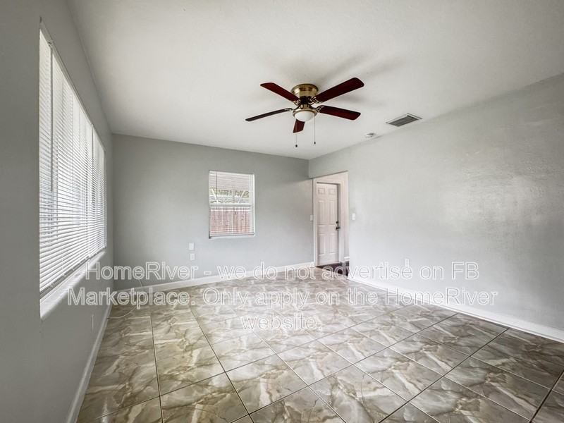 5809 Michigan Ave - Photo 6 of 25