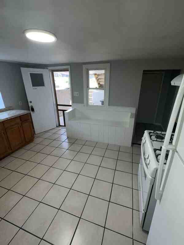 534 Cherry St - Photo 2 of 19