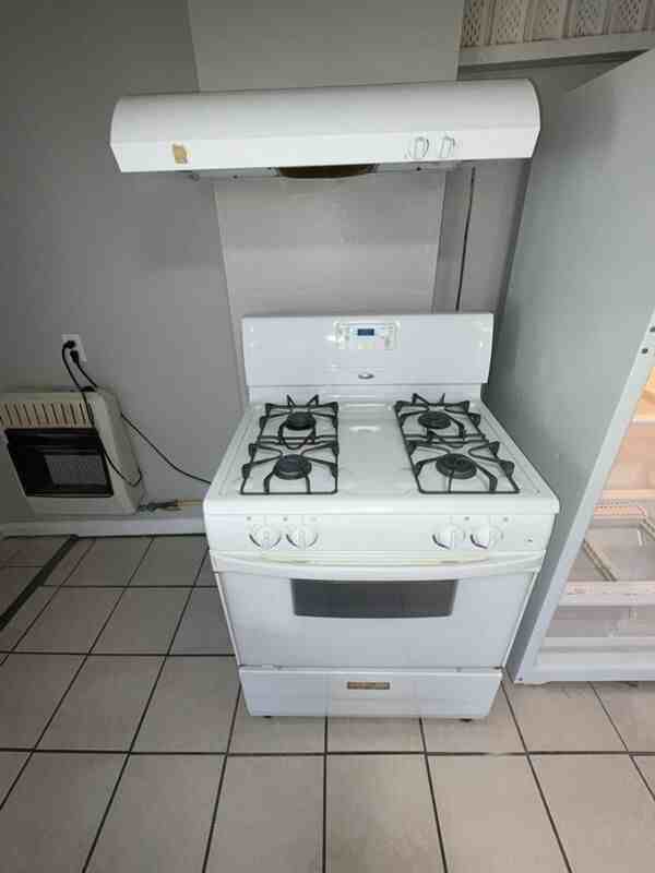 534 Cherry St - Photo 3 of 19
