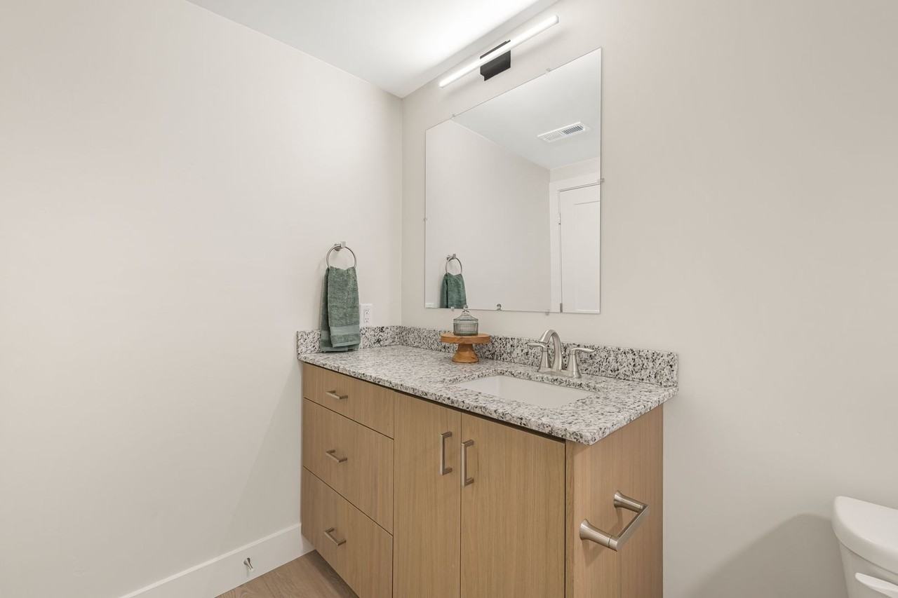 1522 N Quail Dr - Photo 3 of 5