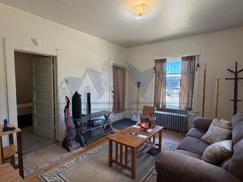 500 E Garfield St #4 - Photo 4 of 14