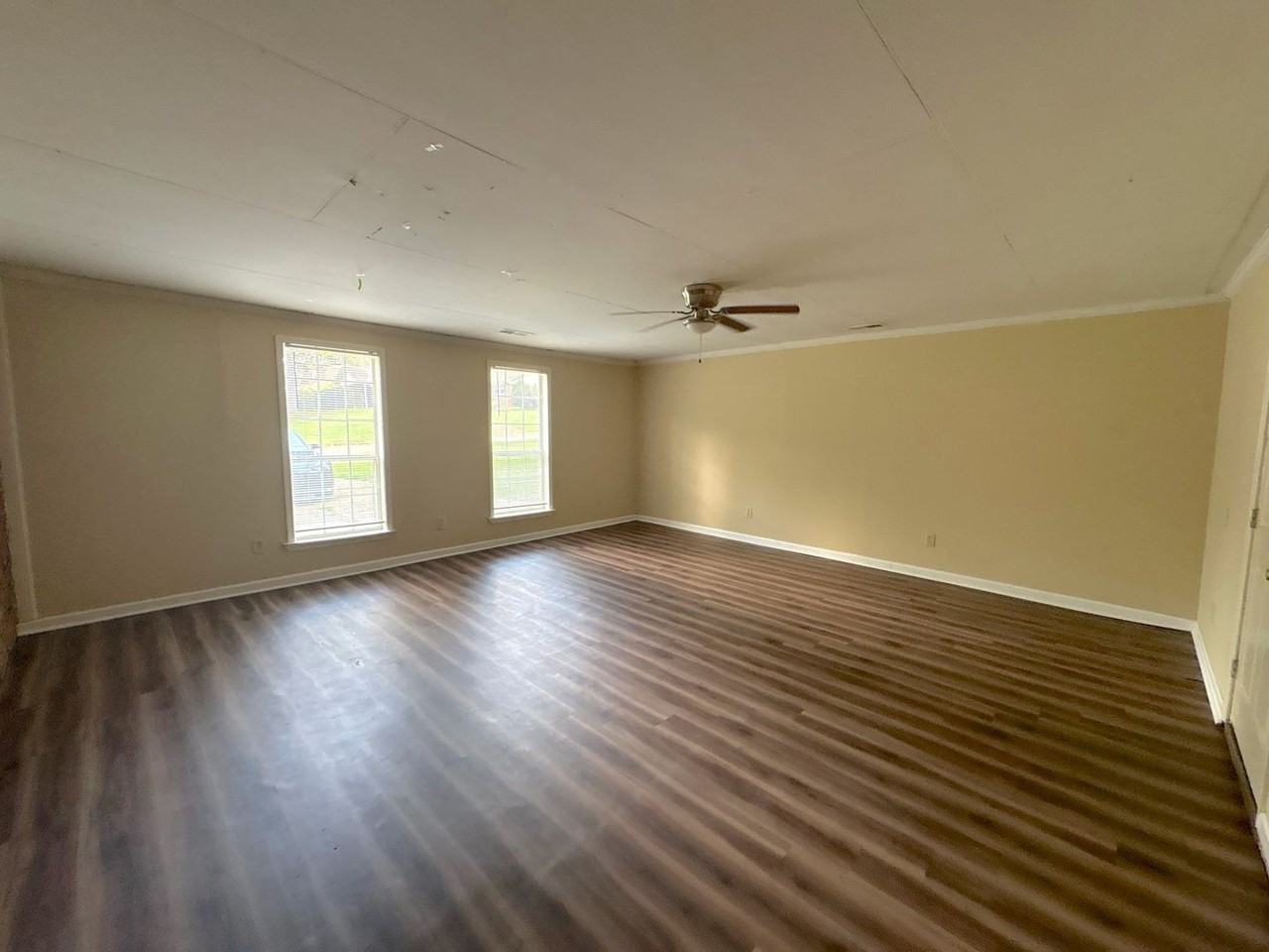 5099 Oak Meadow Ave - Photo 7 of 18