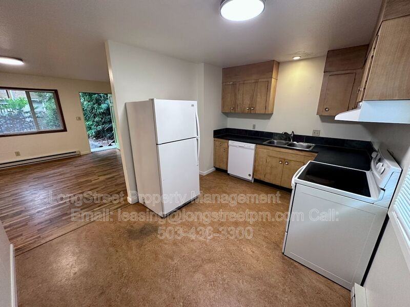 121 Se 30th Pl - Photo 2 of 24