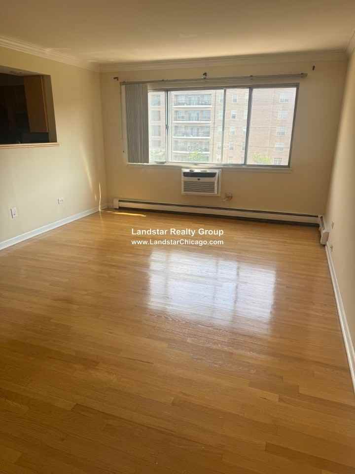 205 West Miner Street #407 - Photo 7 of 9