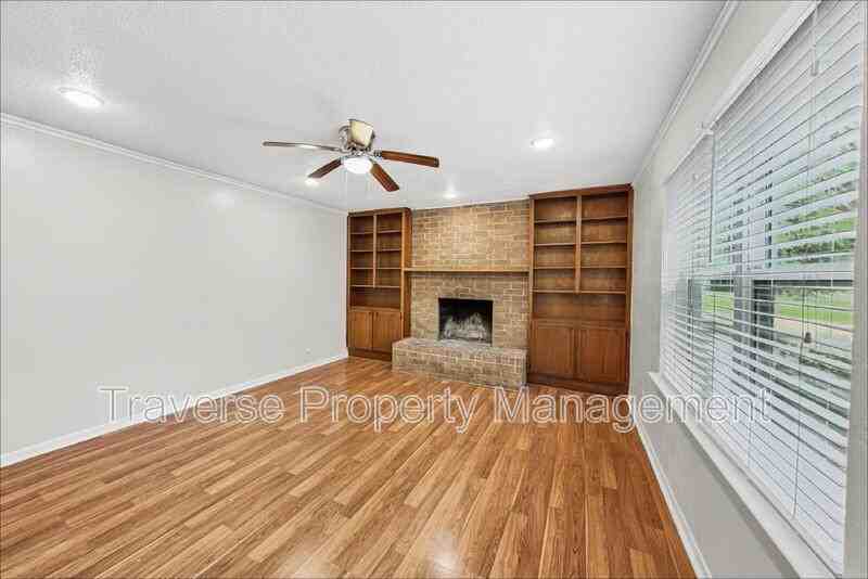 3862 Wonder Ct - Photo 5 of 26