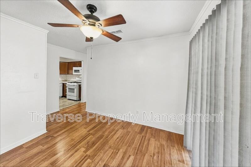 3862 Wonder Ct - Photo 7 of 26