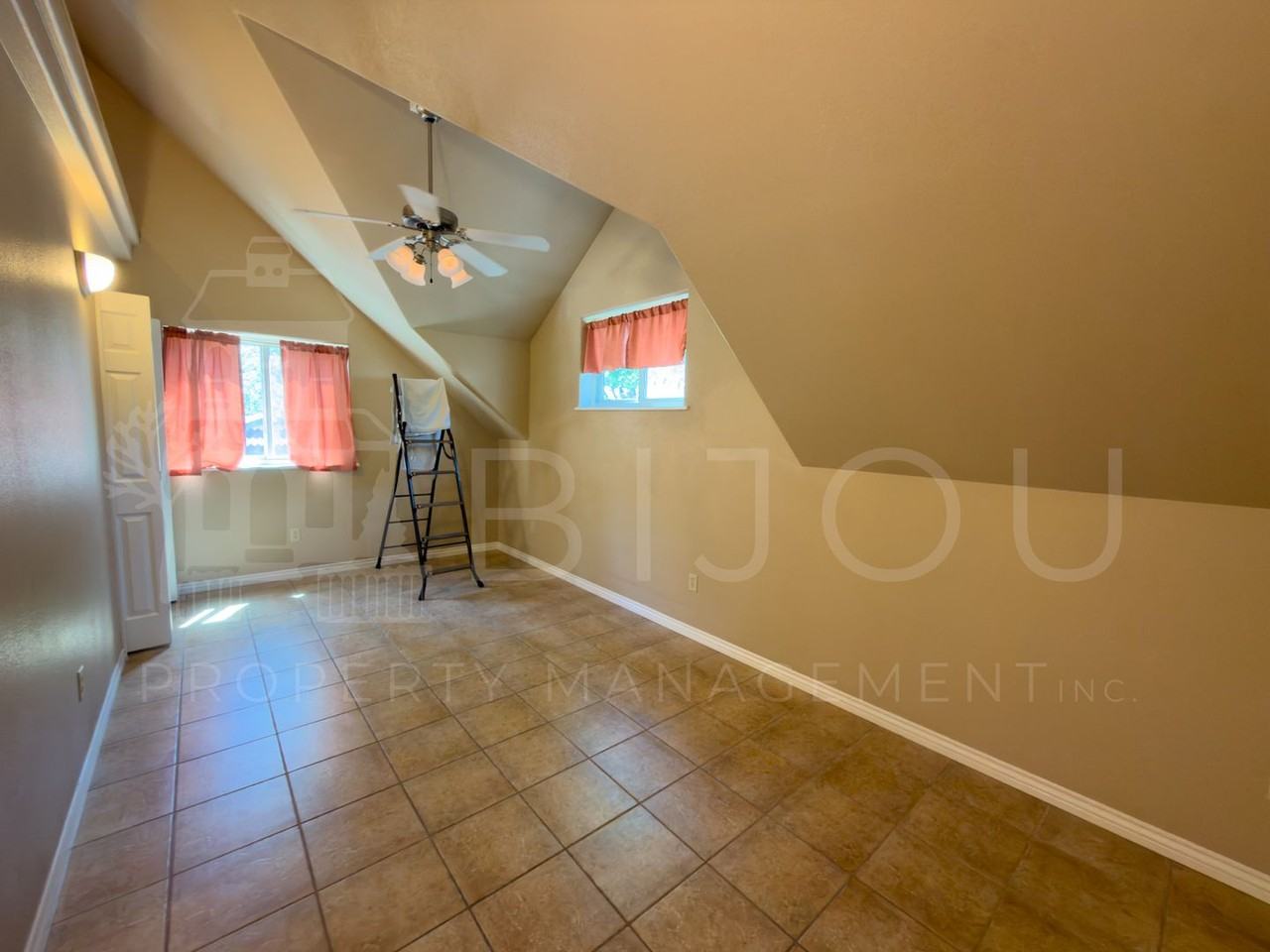 528 E Bijou St Apt B - Photo 6 of 9