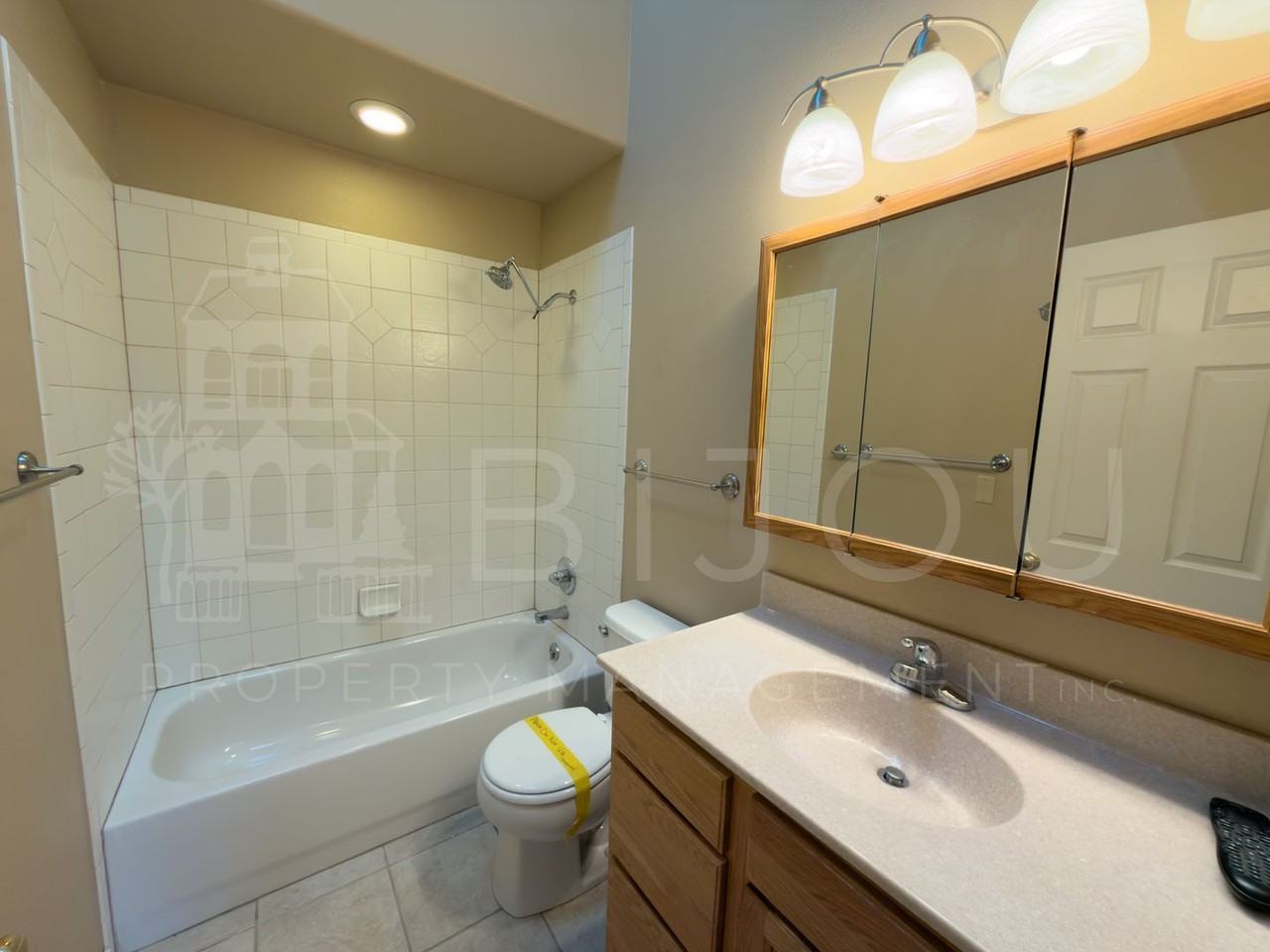 528 E Bijou St Apt B - Photo 7 of 9