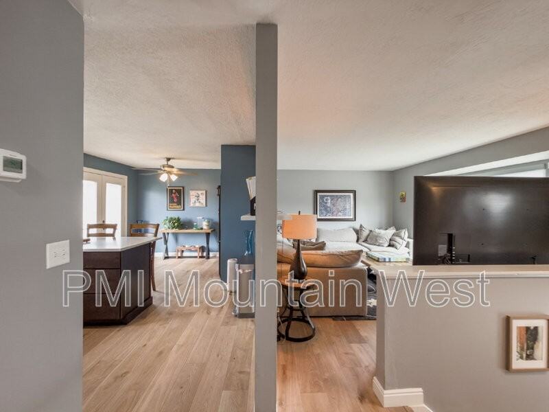 4982 W Aspen Shadow Ct - Photo 5 of 38